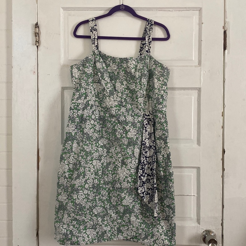 Gorgeous garden party dress